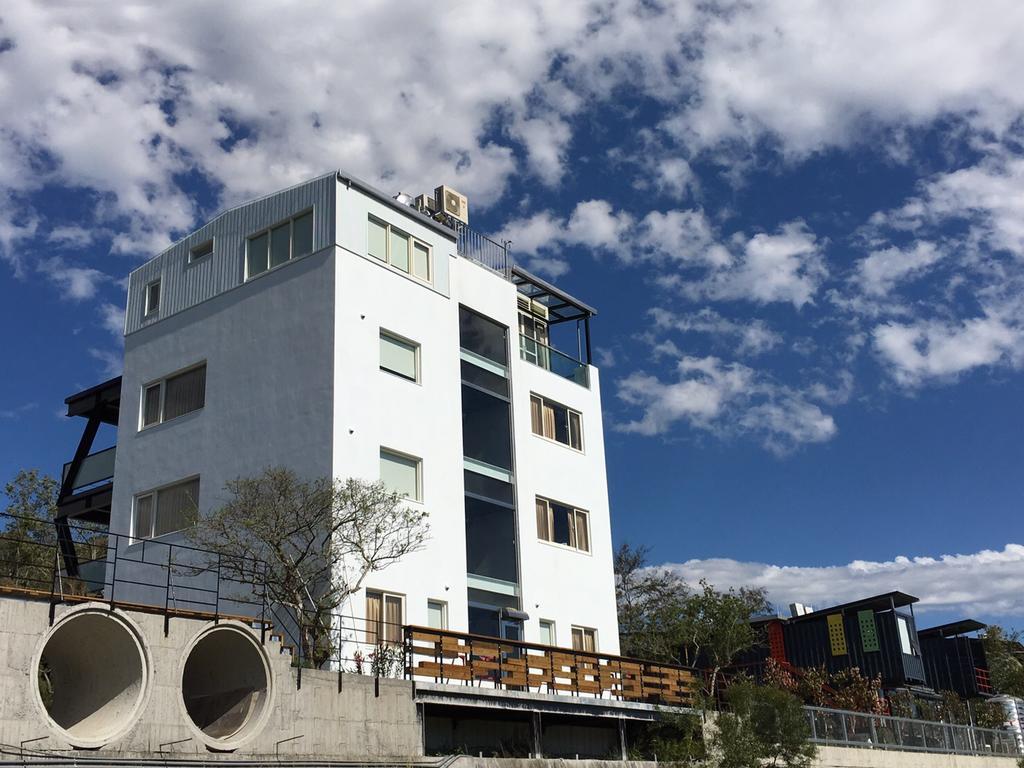 Sunlife X Sunshine Inn 草屯鎮 エクステリア 写真