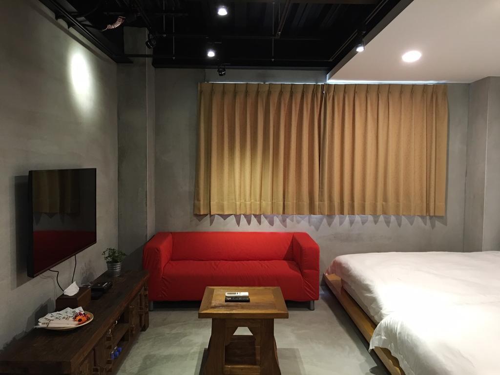 Sunlife X Sunshine Inn 草屯鎮 エクステリア 写真